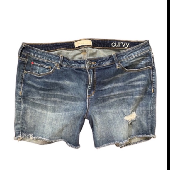 SlINK JEANS➕Distressed Denim Shorts - Picture 4 of 6